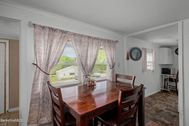 Dinette Area