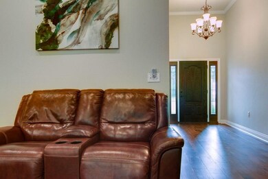 1049 Brown Dr, Wake Village, TX 75501 - photo 3