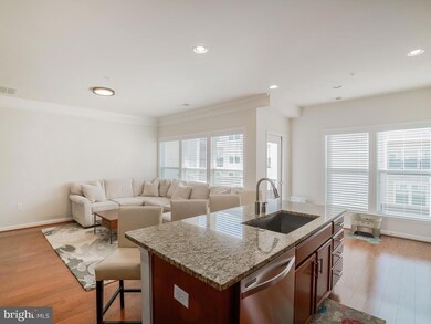 3057 Rittenhouse Cir unit 68, Fairfax, VA 22031 - photo 4