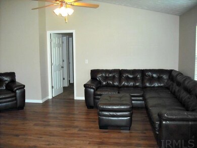 5638 Riverwalk Cir, Newburgh, IN 47630 - photo 4