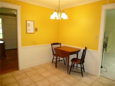 Kitchen. Eat in Kitchen