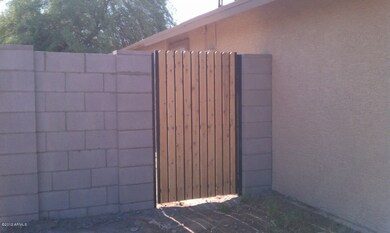 new block fence