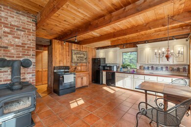 4 Poe St, Portland, ME 04102 - photo 4