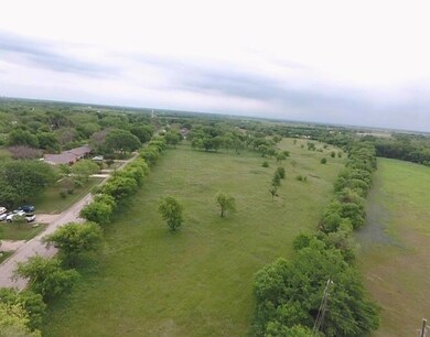Lot 2 4th St, Bruceville-Eddy, TX 76524 - photo 3