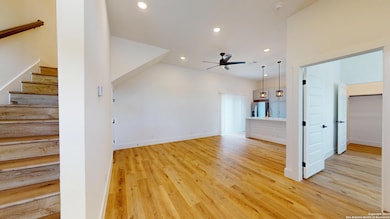 104 Micah Point unit A, La Vernia, TX 78121 - photo 4