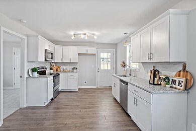 6288 Brogden Rd unit A, Smithfield, NC 27577 - photo 6