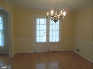 632 Whitingham Dr, Silver Spring, MD 20904 - photo 7