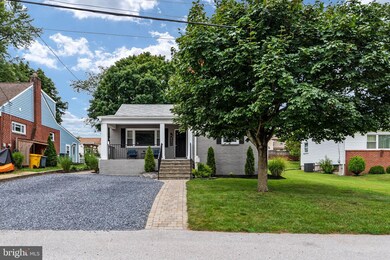 8436 Bay Dr, Pasadena, MD 21122 - photo 3