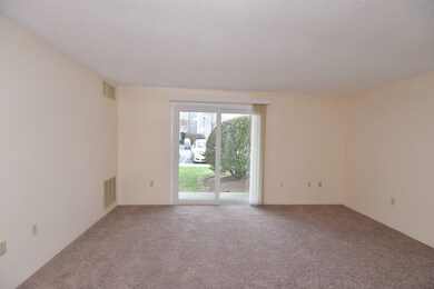 11 Silver Hill Ln unit 3, Natick, MA 01760 - photo 3