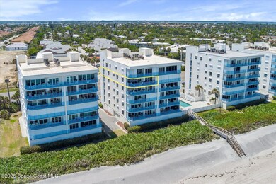 Oceanfront condo 3BD/2BA