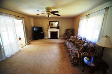 111 Meadowcrest Dr, Bedford, NH 03110 - photo 7