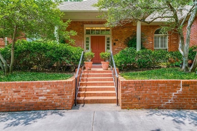 2900 Santa Monica Dr, Denton, TX 76205 - photo 2