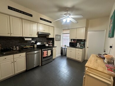 182 St Paul St unit 3R, Brookline, MA 02445 - photo 3