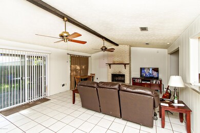 4615 Tara Woods Dr E, Jacksonville, FL 32210 - photo 7