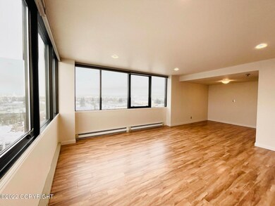 1113 W Fireweed Ln unit 500, Anchorage, AK 99503 - photo 4