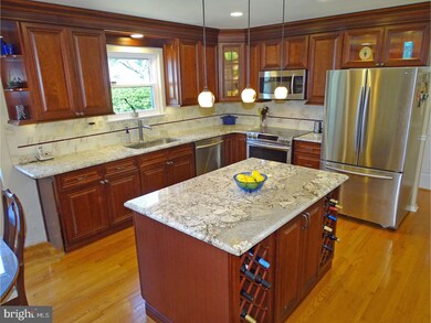 267 Hidden Spring Ln, Langhorne, PA 19047 - photo 6