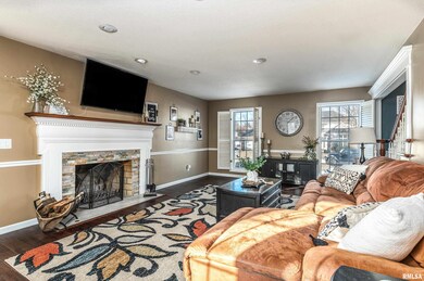 2831 E 43rd St, Davenport, IA 52807 - photo 4