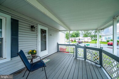 402 Allenbrook Ln, Reading, PA 19606 - photo 4