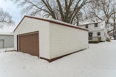 229 10th St NW, Rochester, MN 55901 - photo 4