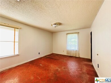 1714 Pleasant Ln, Copperas Cove, TX 76522 - photo 7