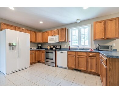 29 Summer Hill Rd, Dracut, MA 01826 - photo 2