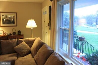 6513 32nd St, Falls Church, VA 22046 - photo 3