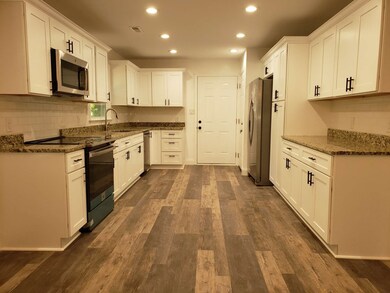 3653 Cedar St unit A, Murfreesboro, TN 37127 - photo 3