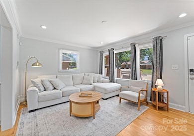 4337 Tipperary Place, Charlotte, NC 28215 - photo 2