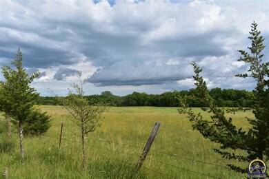 10220 SW Davis Rd, Harveyville, KS 66431 - photo 3