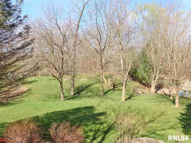 5225 N Rothmere Dr, Peoria, IL 61615 - photo 7