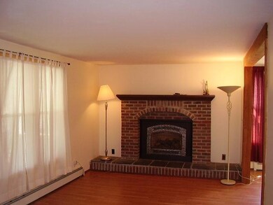 382 Warner Ave, North Tonawanda, NY 14120 - photo 5