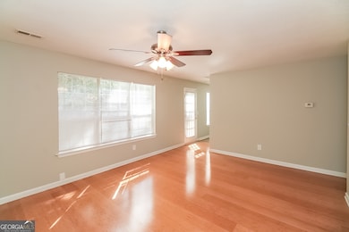 1579 Isleworth Cir, Atlanta, GA 30349 - photo 5