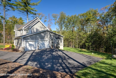 131 Chinaberry Way, Kunkletown, PA 18058 - photo 4