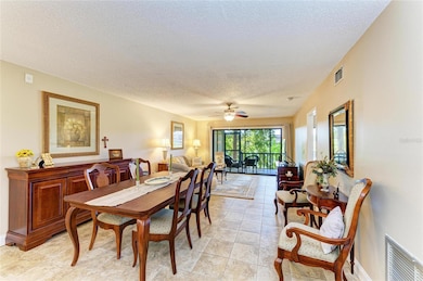 5341 Lake Arrowhead Trail unit 11, Sarasota, FL 34231 - photo 6