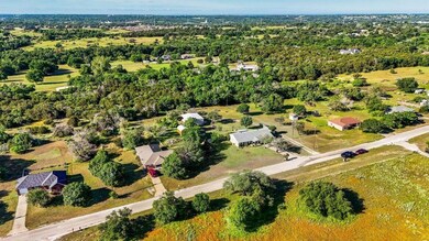 458 Mcfarland Ln, Weatherford, TX 76088 - photo 2