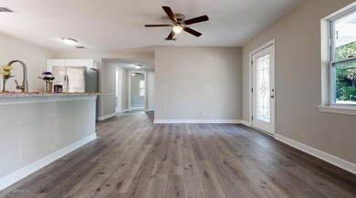 3869 Packard Dr, Jacksonville, FL 32246 - photo 5