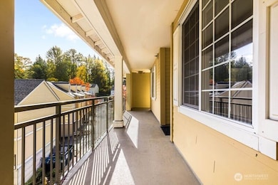 1800 NE 40th St unit E301, Renton, WA 98056 - photo 4