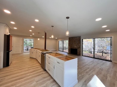 23 Orchard Dr, Durham, NH 03824 - photo 4