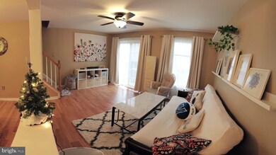 113 Arden Ct, Harleysville, PA 19438 - photo 2