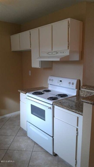 5 - Kitchen 3