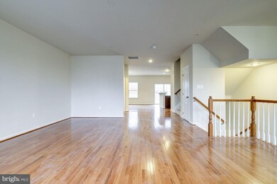 15310 Tewkesbury Place, Upper Marlboro, MD 20774 - photo 5