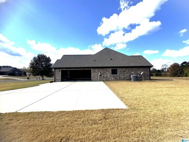25 Crest Loop Rd, Clanton, AL 35045 - photo 2