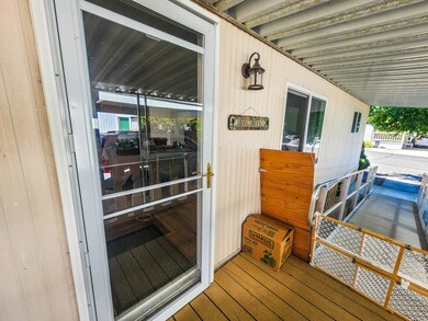 entry with deck