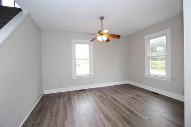 202 N Potter St, Freeburg, IL 62243 - photo 5