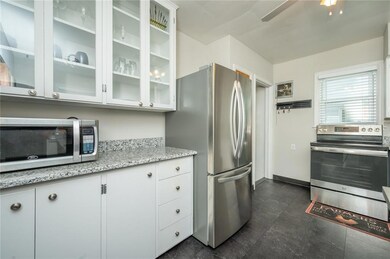 2635 49th St, Des Moines, IA 50310 - photo 6