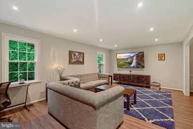 696 N Armistead St, Alexandria, VA 22312 - photo 7