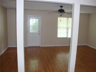 8391 Carlington Ln, Jonesboro, GA 30236 - photo 6