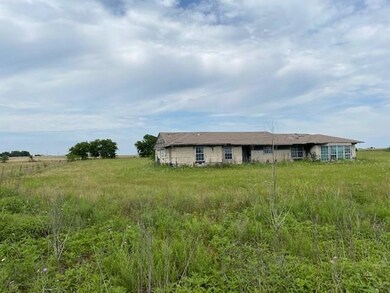 5313 Moncrief Rd, Justin, TX 76247 - photo 3