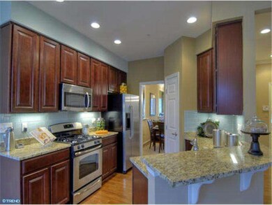 35 Sandy Run Cir, Fort Washington, PA 19034 - photo 7