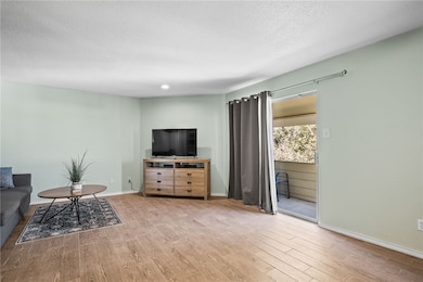 1011 Ennis Joslin Rd unit 213, Corpus Christi, TX 78412 - photo 5